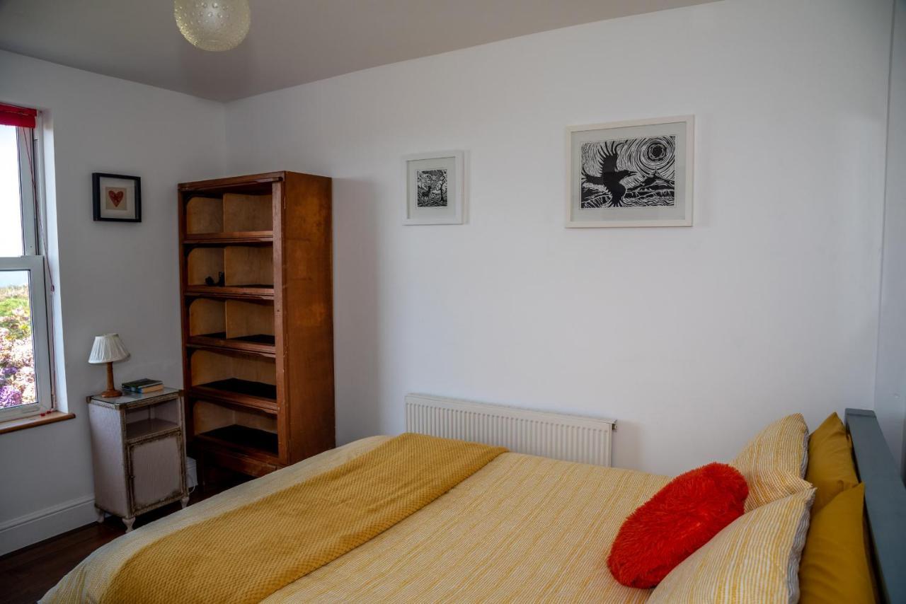 Finest Retreats - Western Watch - Sea Views, Pets Accepted, Sleeps 6 Lower Boscaswell 外观 照片